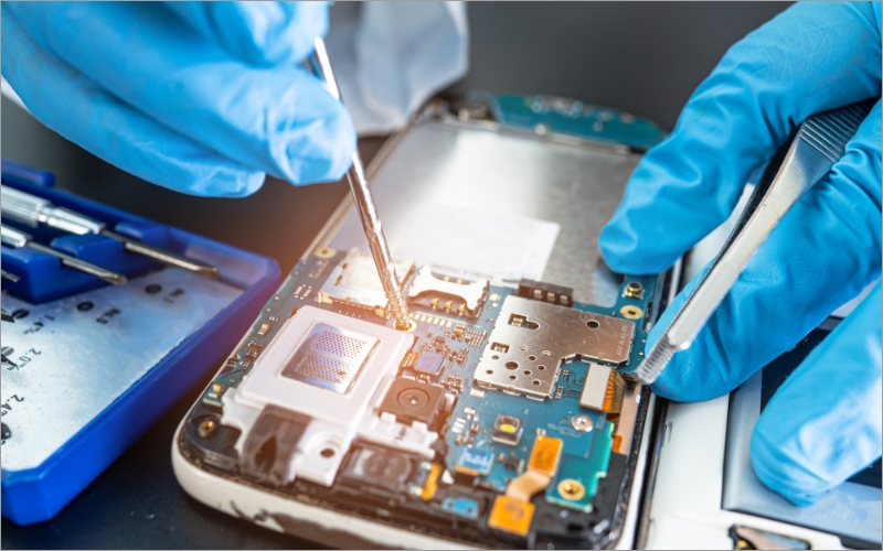 スマートフォンの基盤