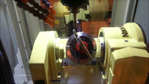 小型切削加工機『FANUC ROBODRILL DCシリーズ』(ファナック株式会社)